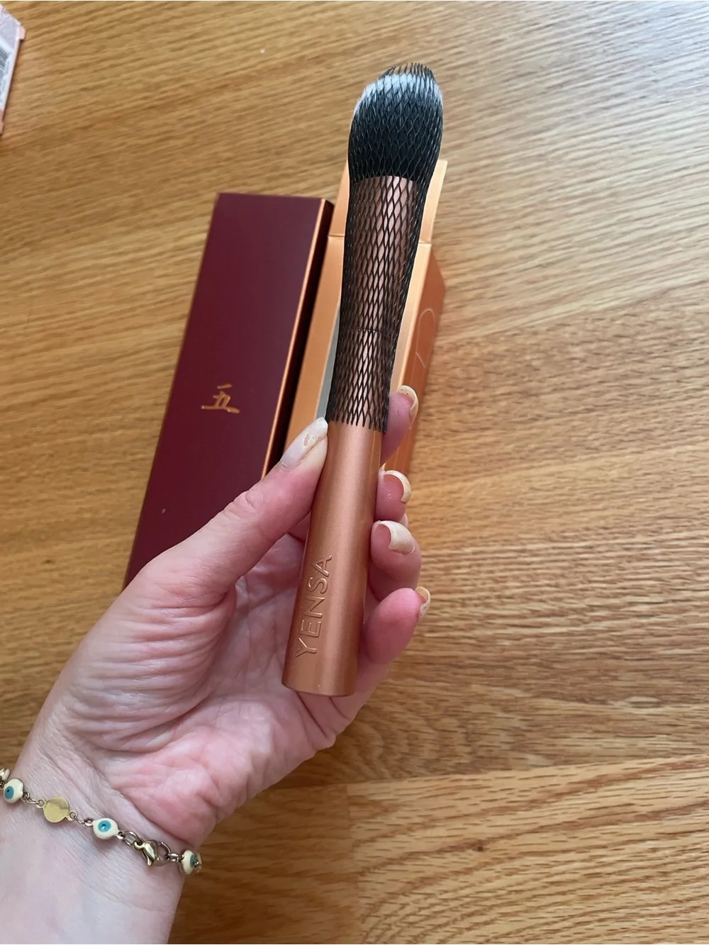 NIB YENSA BLUSH BRUSH